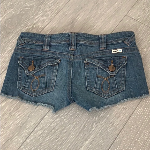 Like New! Roxy Shorts Size 1 (24) - Picture 4 of 5